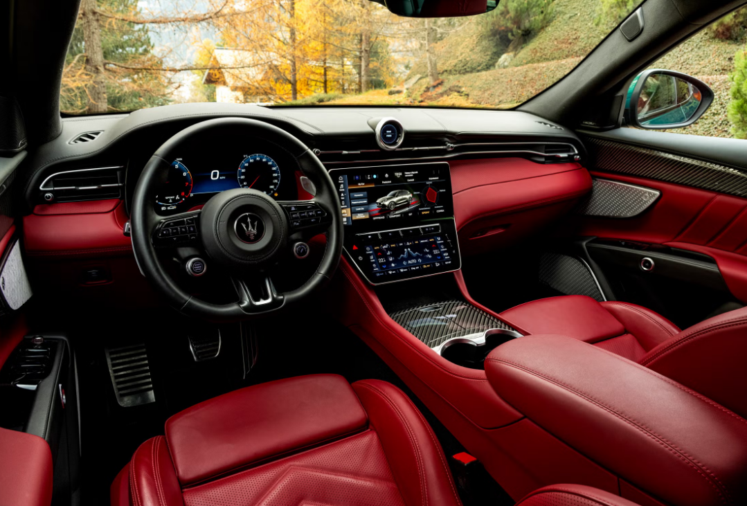 2026 Maserati Grecale Trofeo Interior 6