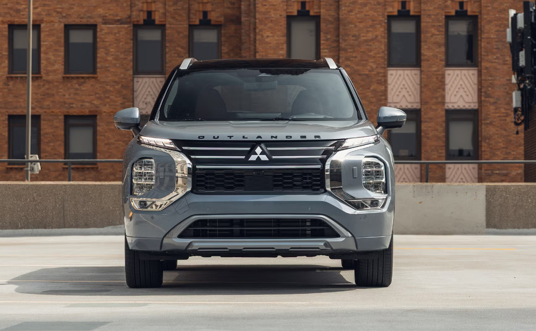 2026 Mitsubishi Outlander Exterior 1