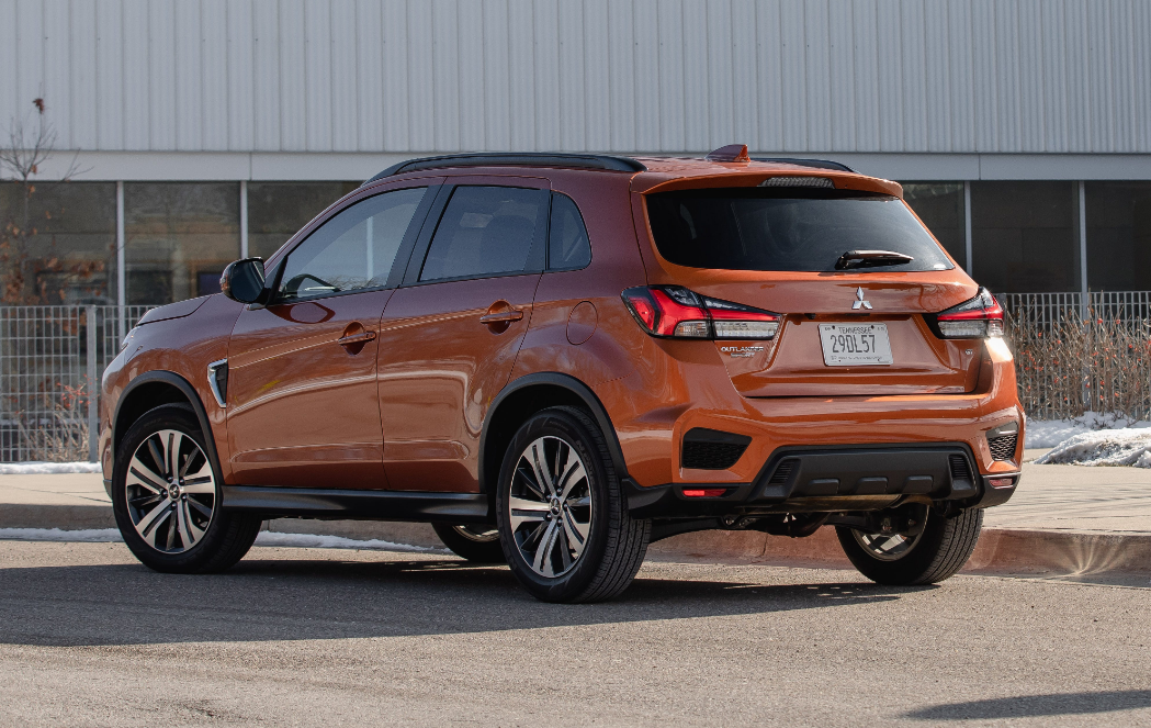 2026 Mitsubishi Outlander Sport Exterior 3