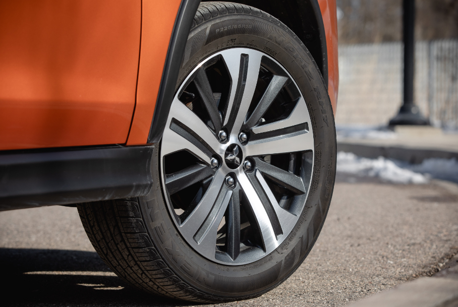 2026 Mitsubishi Outlander Sport Wheels and Tires 5