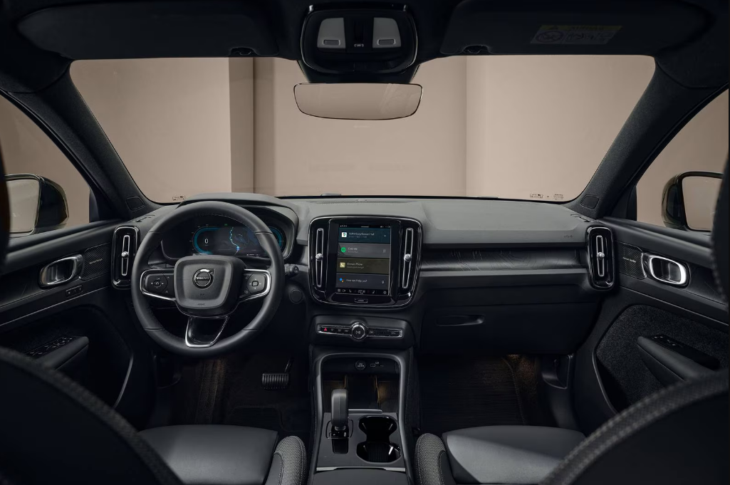 2026 Volvo EX40 Interior 5