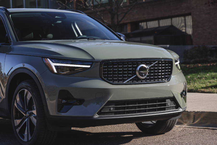 2026 Volvo XC40 Exterior 1