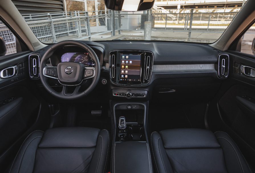 2026 Volvo XC40 Interior 4