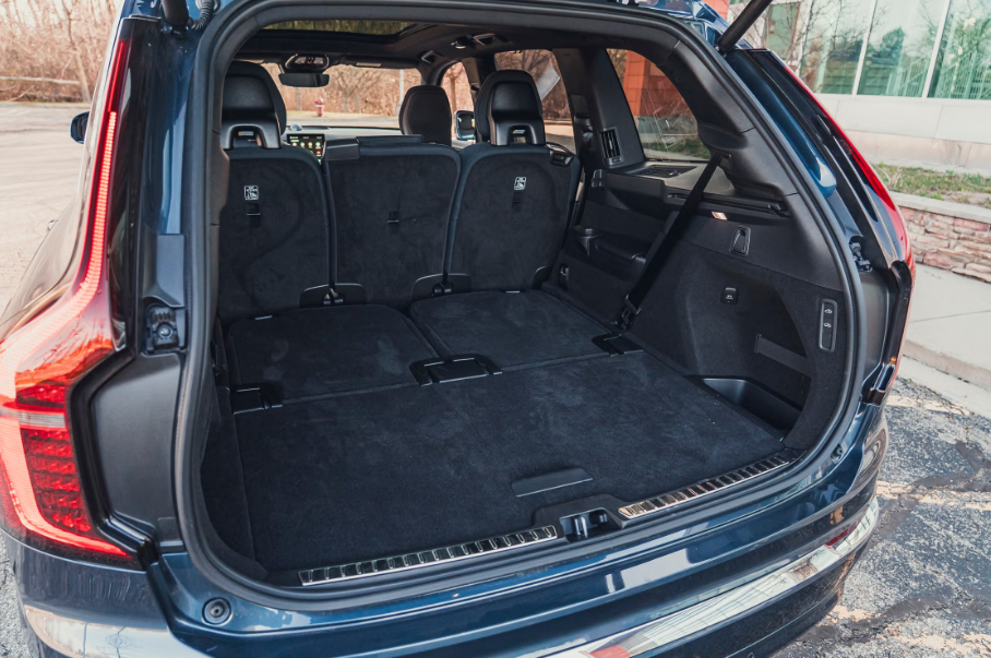 2026 Volvo XC90 Hybrid Exterior 1