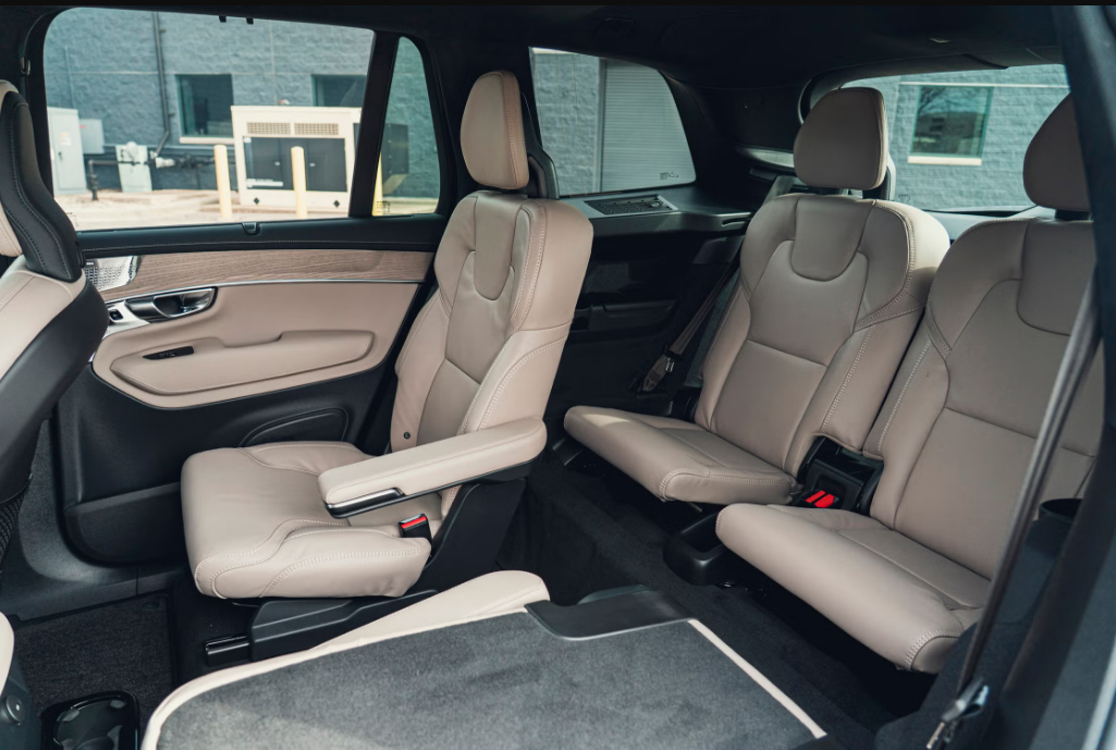 2026 Volvo XC90 Interior 6