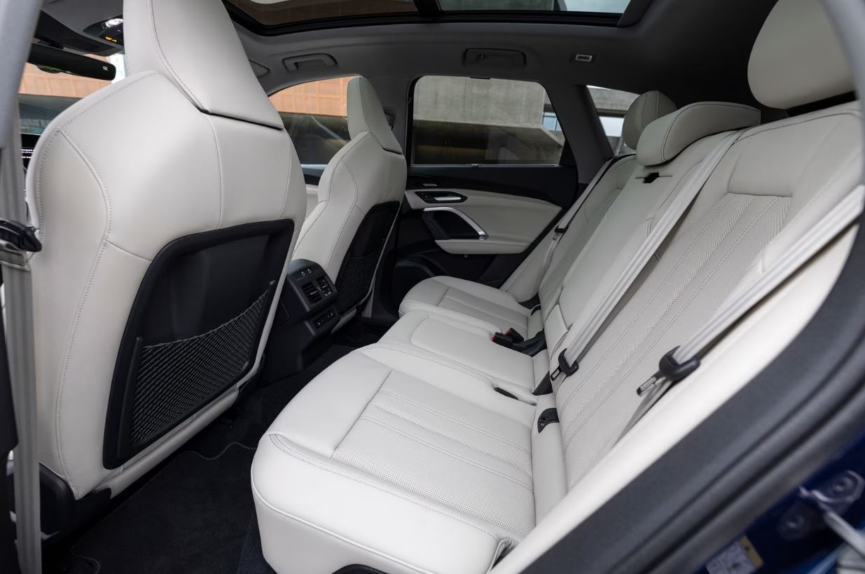 Audi Q5 2026 INTERIOR. 2