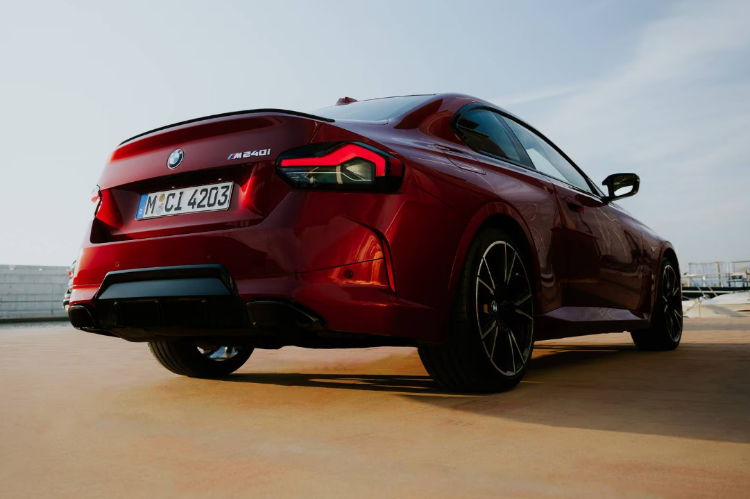 2025 BMW 2 exterior-1