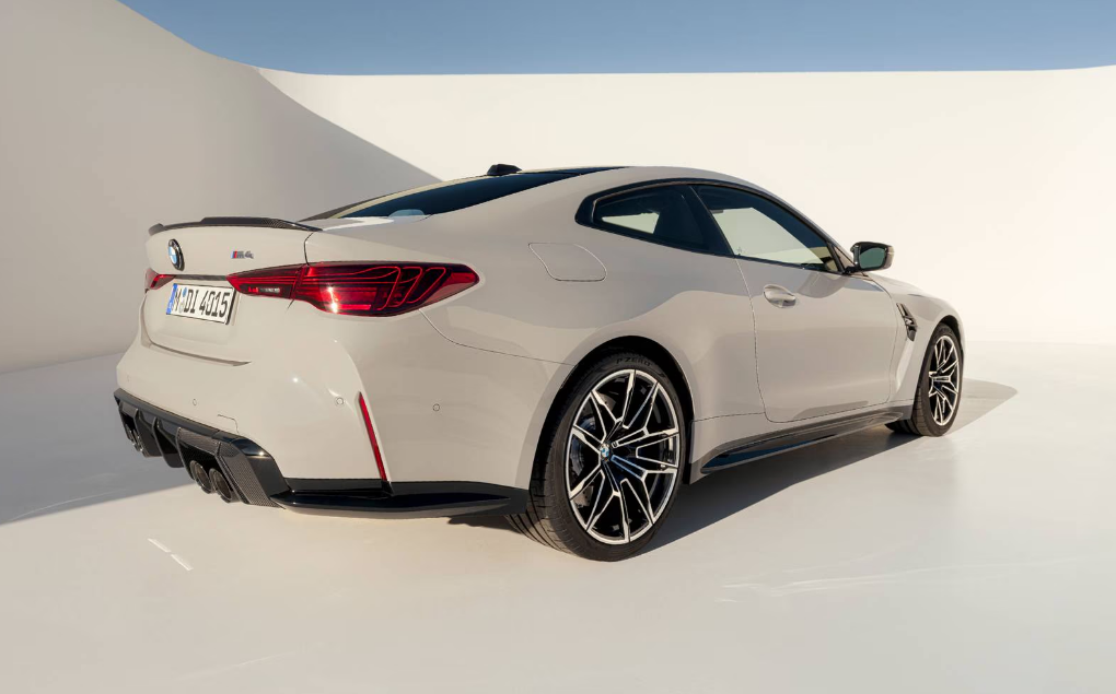 2025 BMW M4 Exterior Fig 2