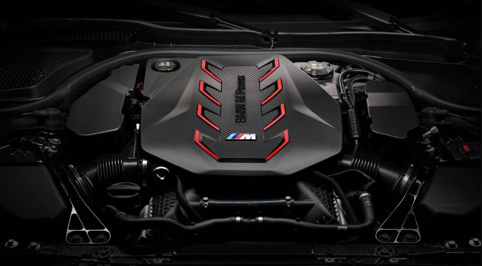 2025 BMW M5 Engine