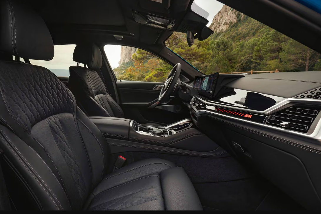2025 BMW X6 INTERIOR