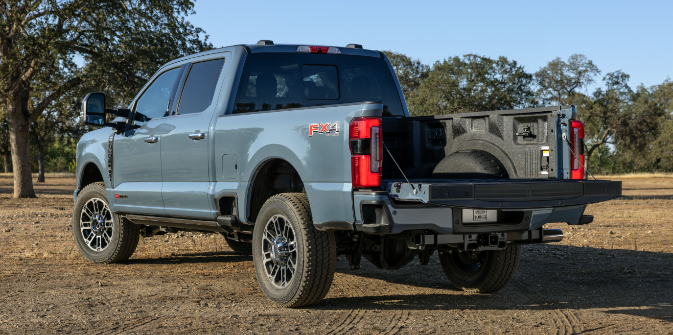 2025 Ford Super Duty EXTERIOR