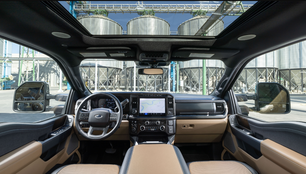 2025 Ford Super Duty IN TERIOR-1