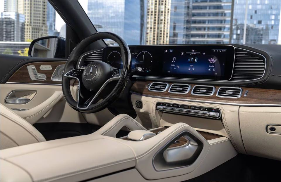2026 Mercedes-Benz GLE 450e SUV Fig 1