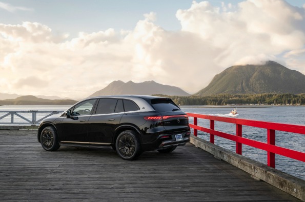 2026 Mercedes-Benz Maybach EQS 680 SUV Specs fig 2