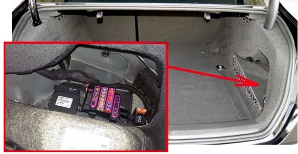 Audi (A4 & S4) Fuse Box Location and Diagrams User Guide (2008 - 2016) fig 2