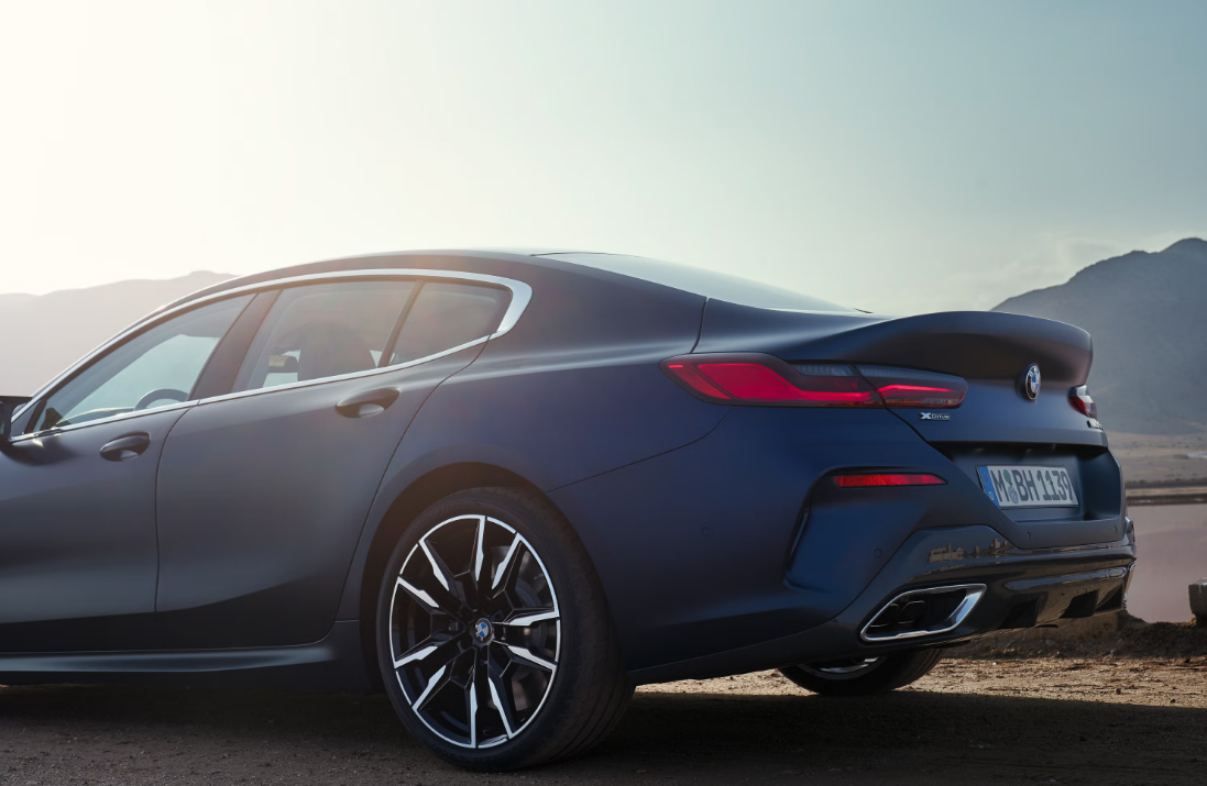 BMW 8 SERIES 2025 EXTERIOR-1