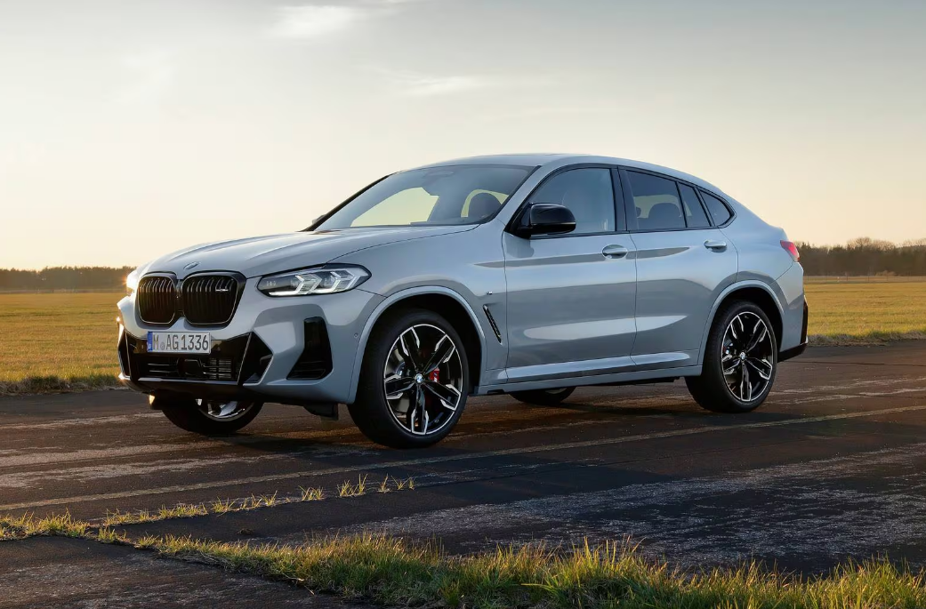 BMW X4 2025 exterior
