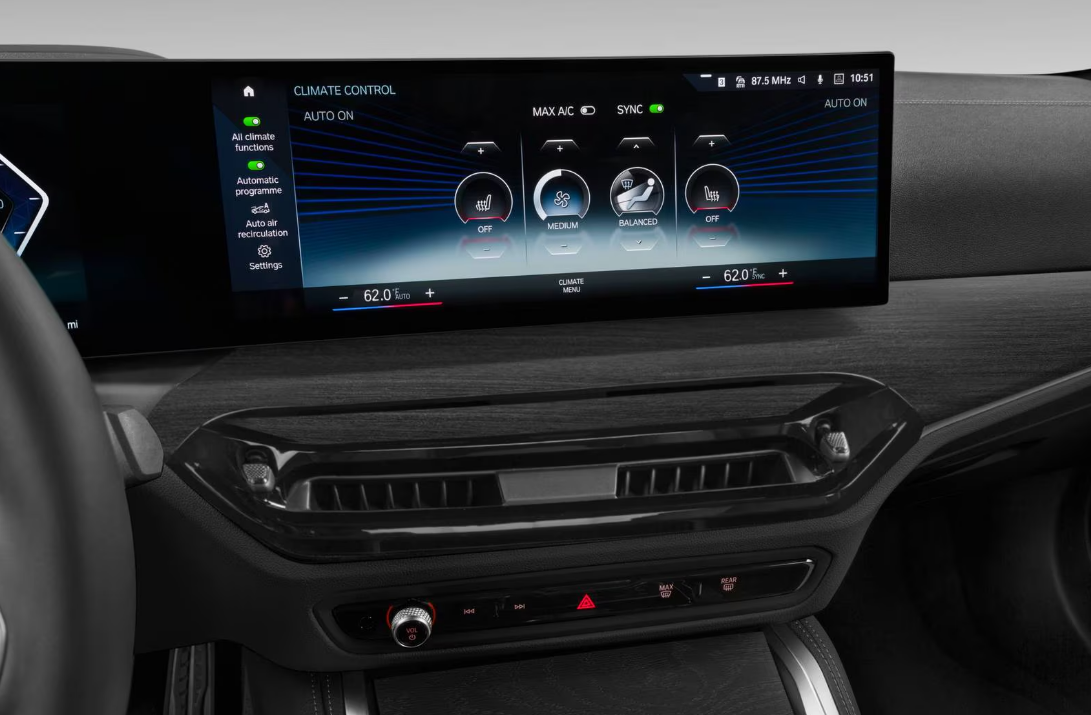 BMW i4 2025 lcd