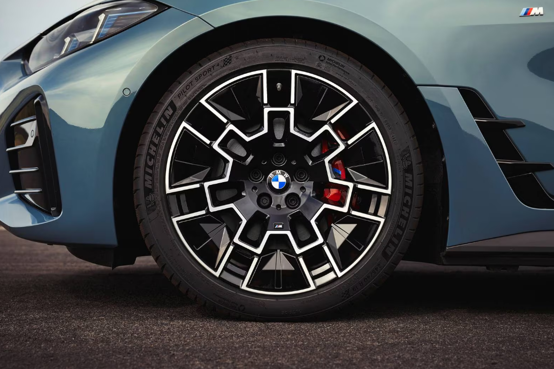 BMW i4 2025 tire