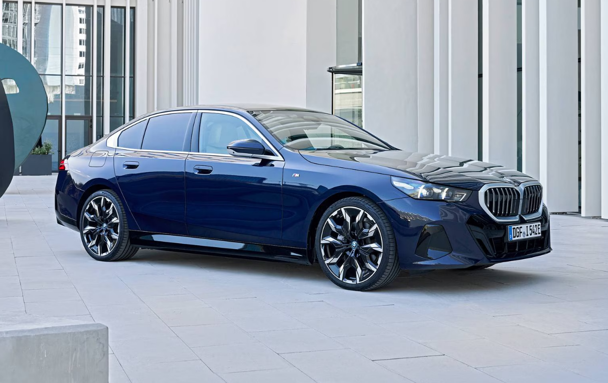 BMW i5 2025 EXTERIOR