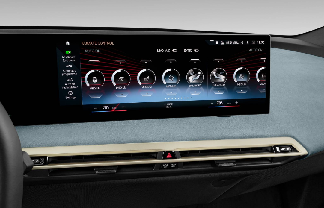 BMW iX 2025 LCD