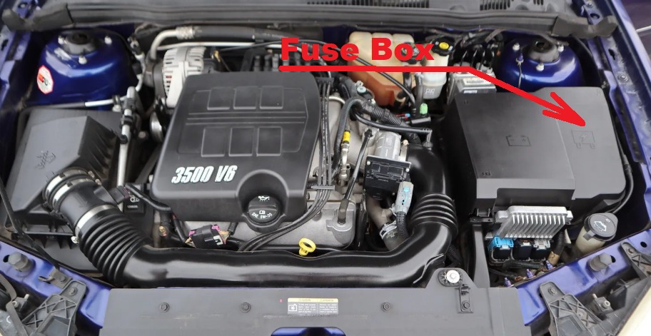 Chevrolet Malibu Fuse Box Location and Diagrams User Guide (2004 - 2007) Fig 2