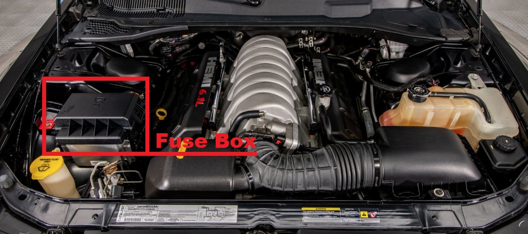 Chrysler (300 & 300C) Fuse Box Location and Diagrams User Guide (2005 - 2010) fig 1