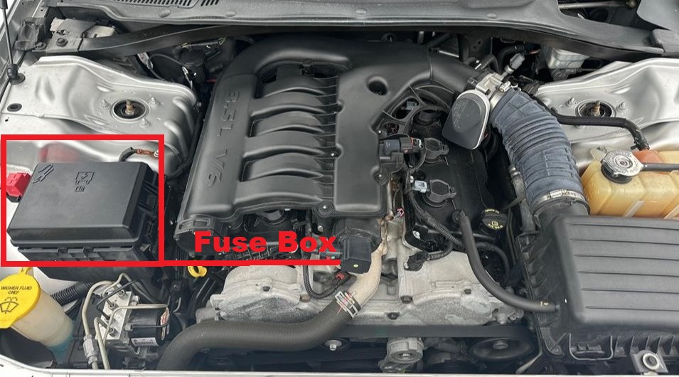 Chrysler (300 & 300C) Fuse Box Location and Diagrams User Guide (2005 - 2010) fig 2