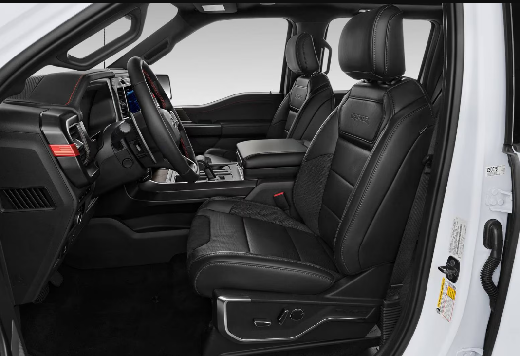 Ford F-150 Raptor 2025 interior
