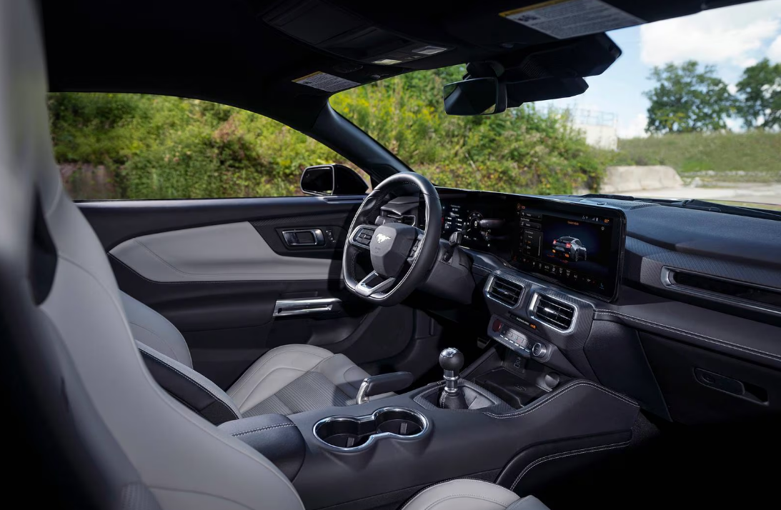Ford Mustang GTD INTERIOR