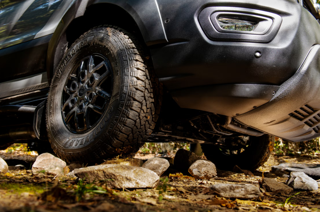 Ford Transit 2025 TIRE
