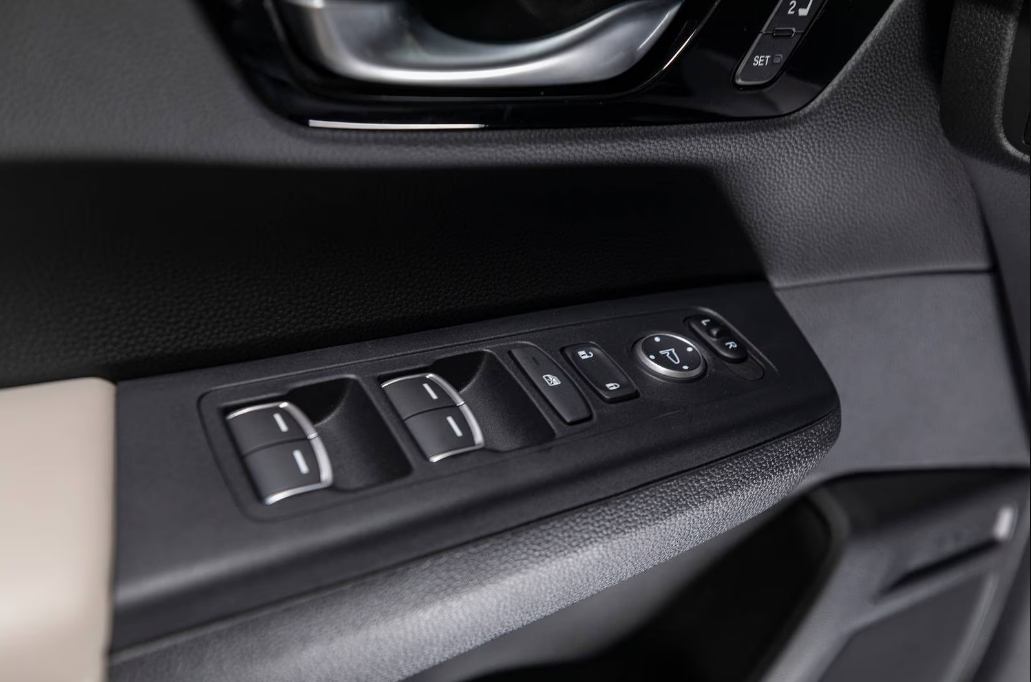 Honda CR-V 2025 Crystal Black EXTERIOR-1