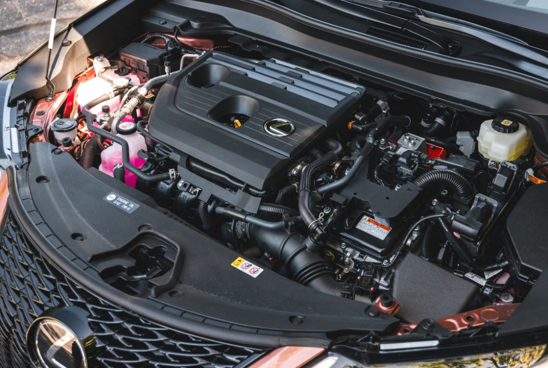 Lexus UX 2026 ENGINE