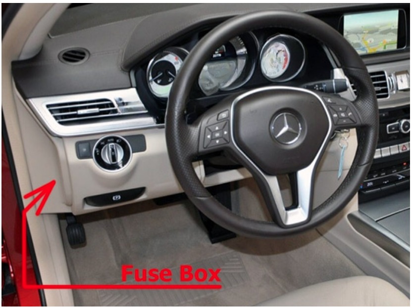Mercedes-Benz E-Class Fuse Box Diagrams and Location Guide (2010 - 2016) Fig 1