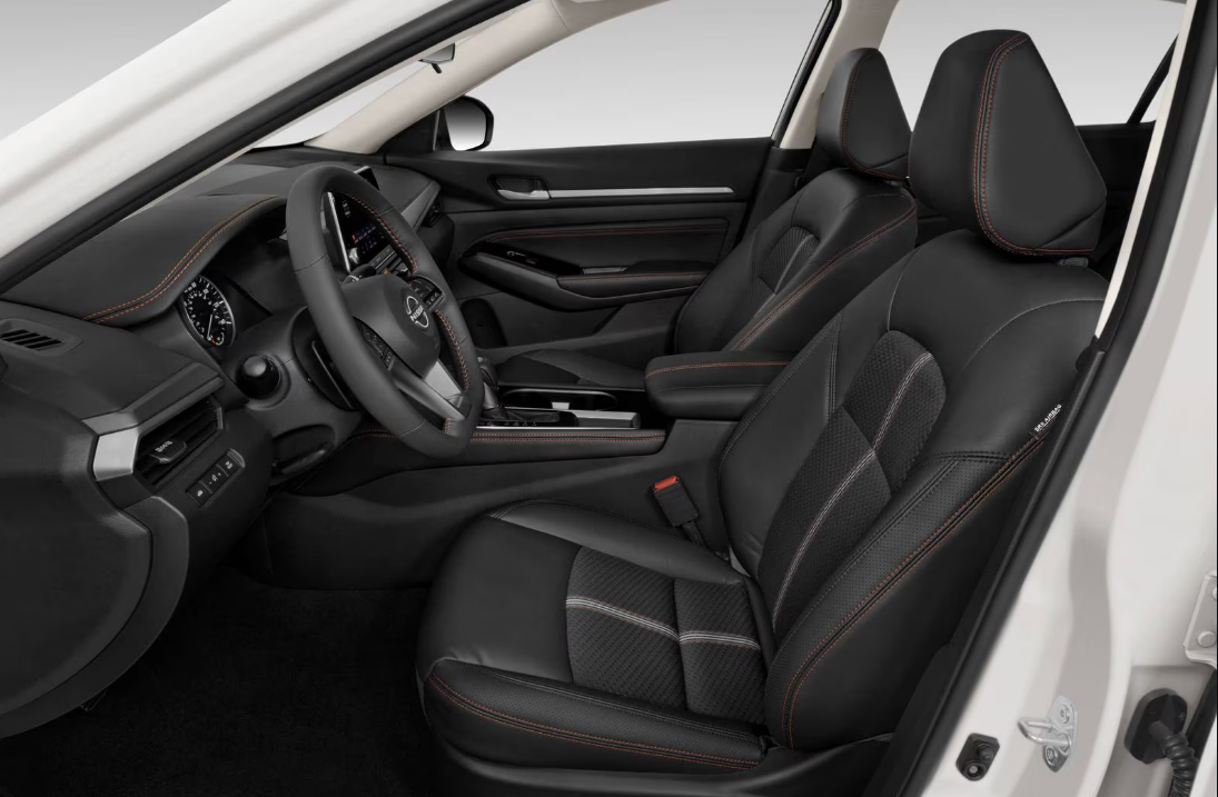 Nissan Altima 2025 SEATS
