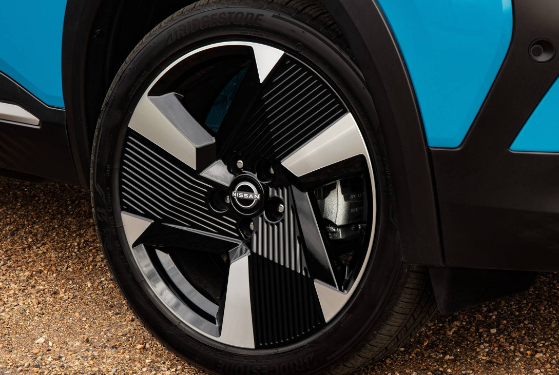 Nissan Kicks 2025 TIRES