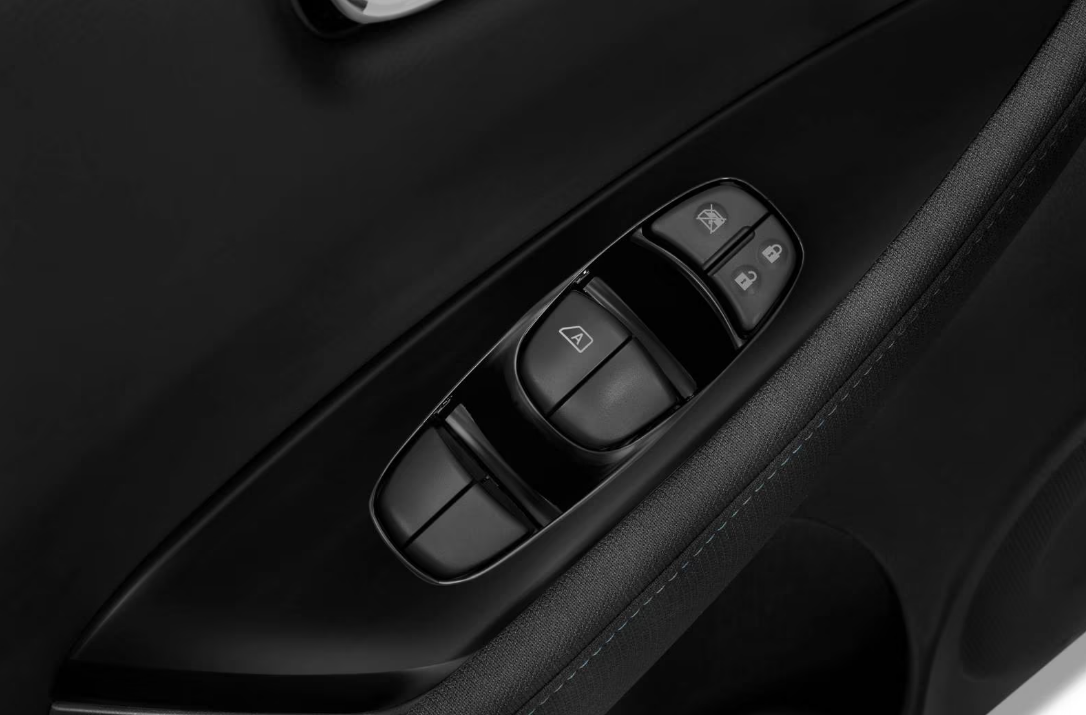 Nissan LEAF 2025 SAFETY