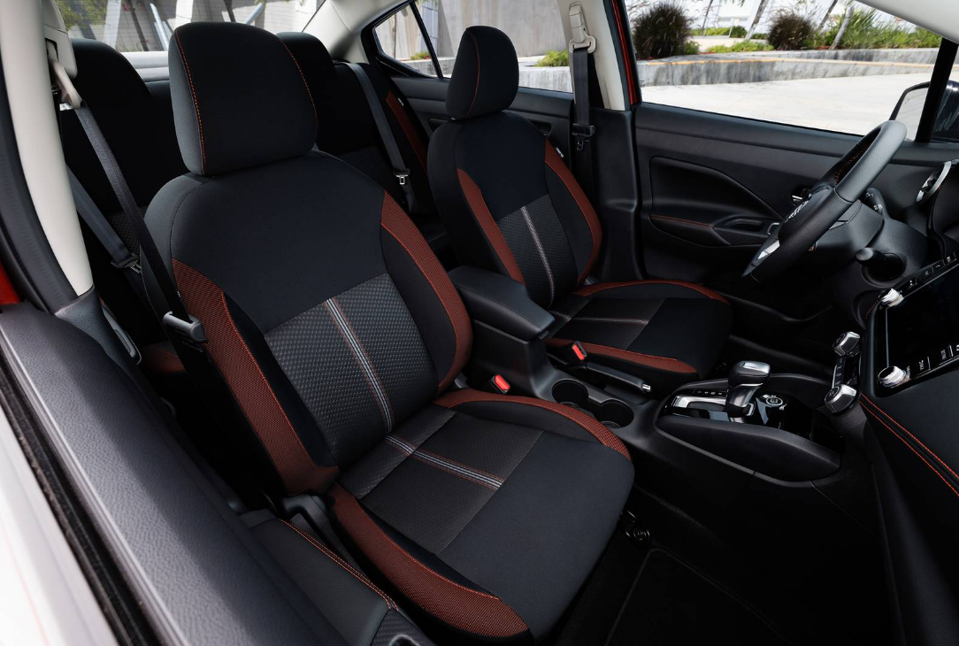 Nissan Versa 2025 SEATS