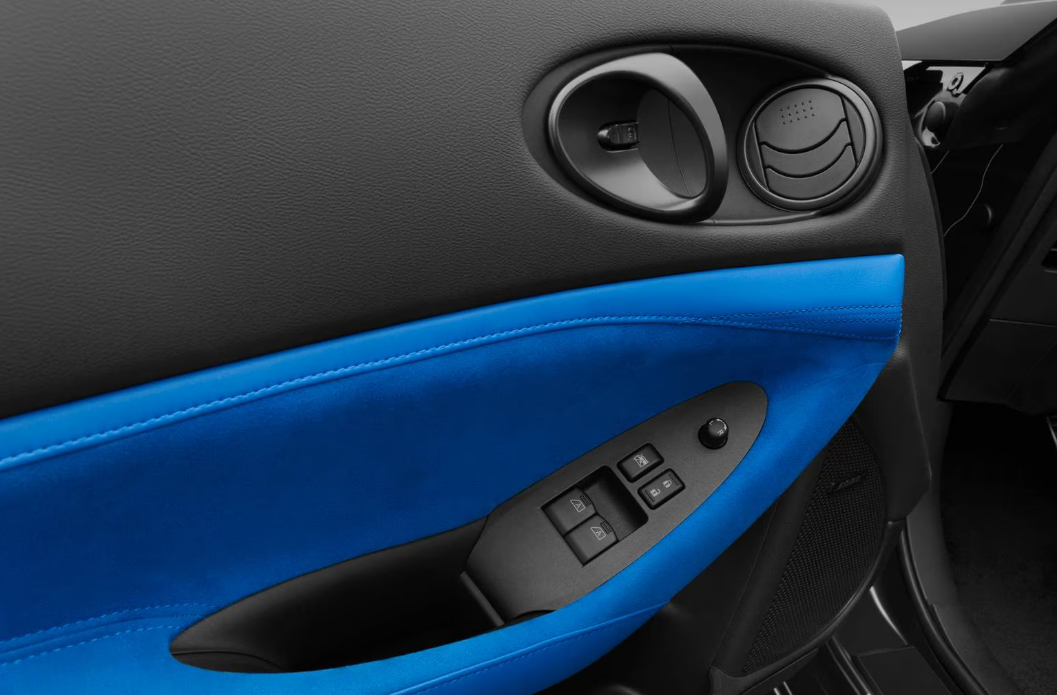 Nissan Z 2025 Pearl safety