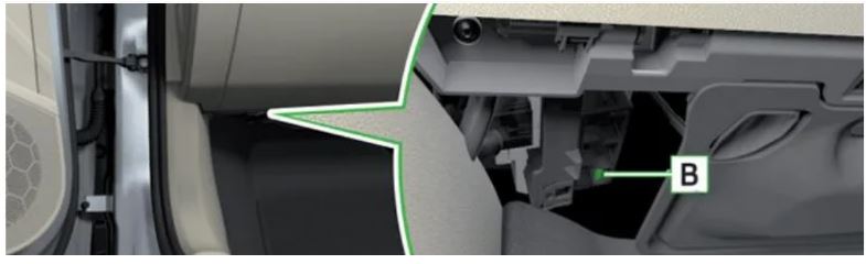 Skoda Superb Fuse Box Location and Diagrams User Guide (2015 – 2023) fig 9