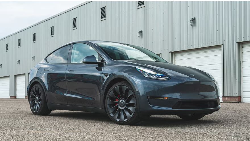 Tesla Model Y 4 Years 2025