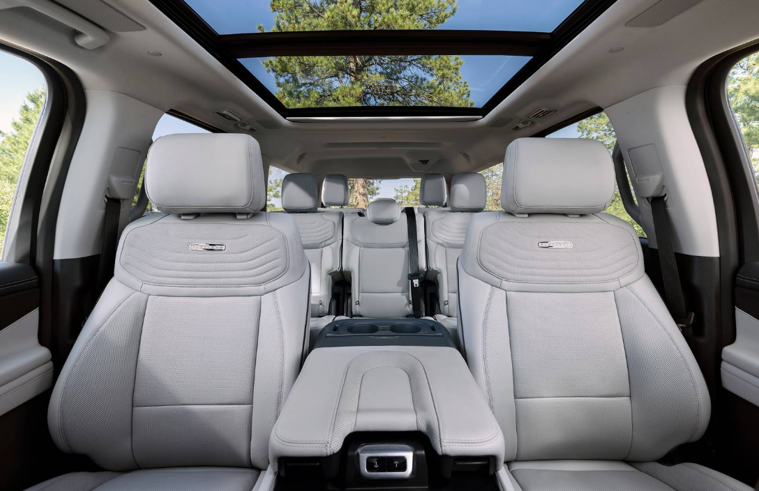 ford expedition 2025 SEAT