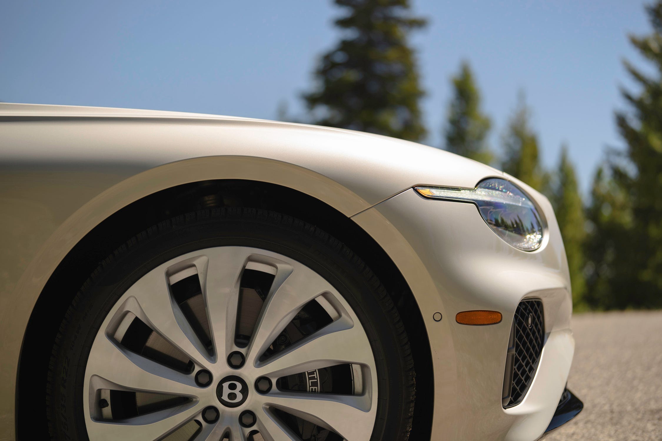 Bentley Continental GT Convertible 2026 fig 2