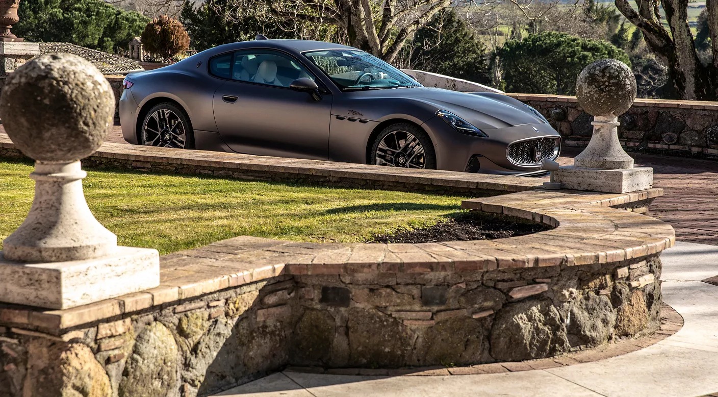 MASERATI GRANTURISMO 2026 exterior-1