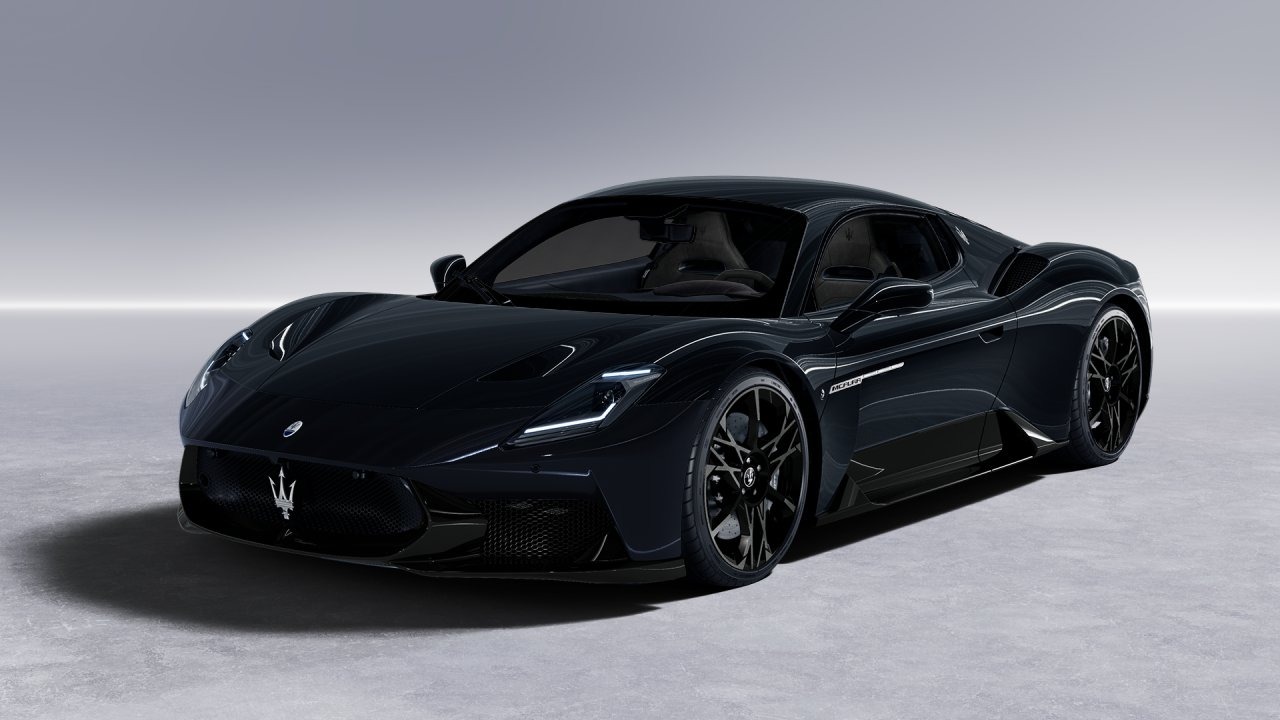 MASERATI MCPURA 2026 NERO ESSENZA