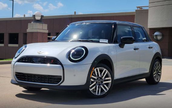 MINI Cooper 4 Door 2026 fig 15