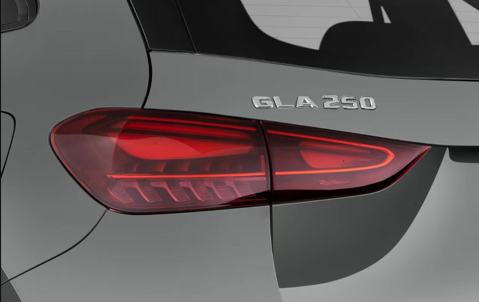 Mercedes-Benz GLA 250 SUV 2026 fig 1