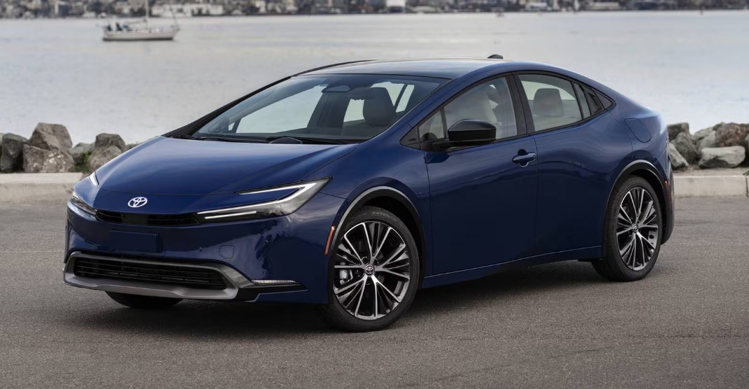 Number 1 2025 Toyota Prius Hybrid fig -1