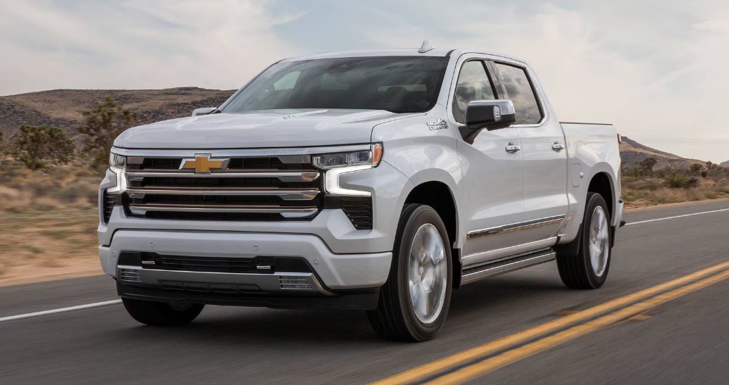 Number 3 2025 Chevrolet Silverado FIG-1