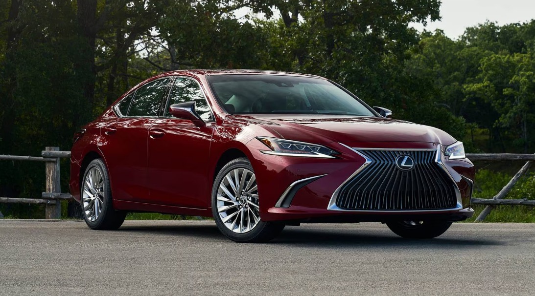 Number 3 2025 Lexus ES fig-1
